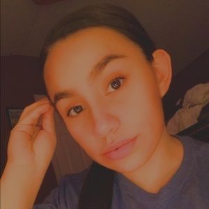 Meet your Posher, Liz